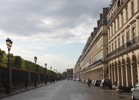 shop rue de rivoli paris