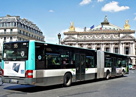 paris visit by bus