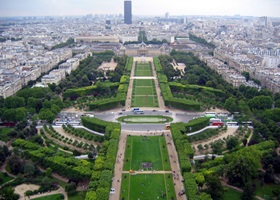 jardin du champs-de-mars paris